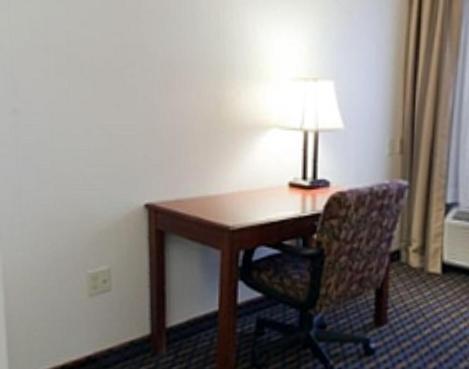 Holiday Inn Express Hotel & Suites Laurinburg By Ihg Экстерьер фото
