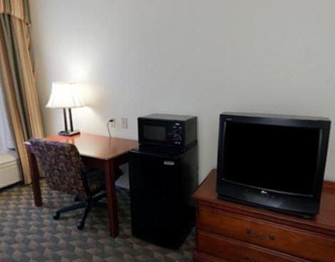 Holiday Inn Express Hotel & Suites Laurinburg By Ihg Экстерьер фото